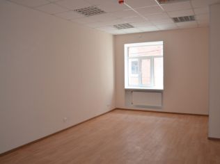 Аренда офиса 287.4 м2 в многофункциональном комплексе, метро Лесная