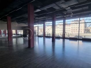 Аренда помещения свободного назначения 590 м²