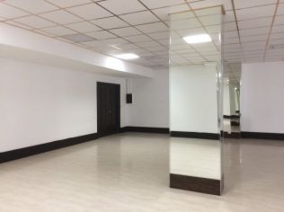 Аренда офиса 260 м2 в бизнес-центре, метро Лесная