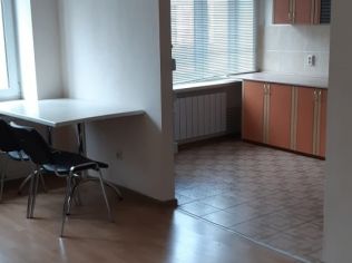 Продажа помещения свободного назначения 3300 м2 в жилом доме, метро Горьковская
