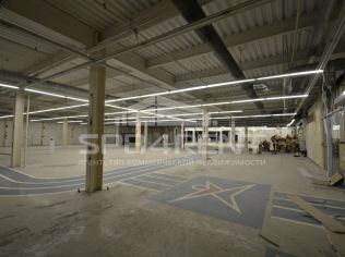 Аренда торгового помещения 1630 м²