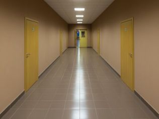 Аренда офиса 44.6 м2 в бизнес-центре, метро Елизаровская
