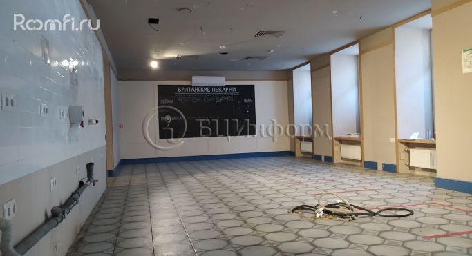 Аренда помещения свободного назначения 134.6 м², Средний проспект Васильевского острова - фото 1