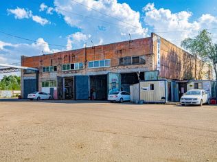 Аренда помещения свободного назначения 484.7 м²