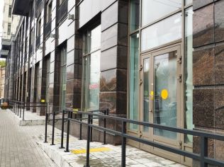 Аренда помещения свободного назначения 220 м²