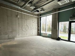 Аренда торгового помещения 127.4 м²