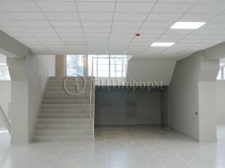 Аренда помещения свободного назначения 278 м²
