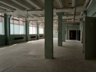 Аренда производственного помещения 1067 м2 в многофункциональном комплексе, метро Нарвская