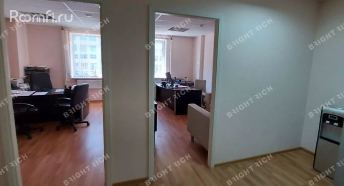 Продажа офиса 302.1 м², Малый проспект Васильевского острова - фото 1