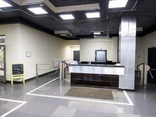 Аренда офиса 134.2 м2 в бизнес-центре, метро Нарвская