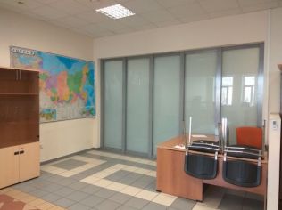Аренда офиса 107.4 м2 в бизнес-центре, метро Василеостровская