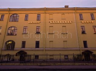 Аренда офиса 33 м2 в бизнес-центре, метро Нарвская