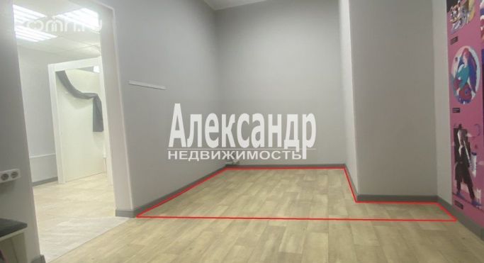 Аренда торгового помещения 7 м², улица Оптиков - фото 1