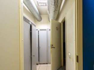 Аренда торгового помещения 285.8 м²