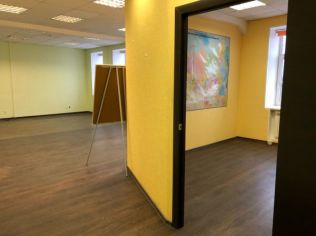 Аренда офиса 68.3 м2 в бизнес-центре, метро Московские Ворота