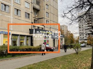 Аренда торгового помещения 151 м²