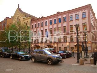 Аренда офиса 115 м2 в бизнес-центре, метро Невский Проспект