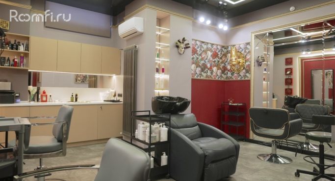 Продажа помещения свободного назначения 68.4 м², Заневский проспект - фото 1