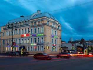 Аренда помещения свободного назначения 200 м²
