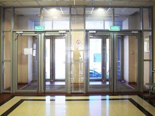 Аренда офиса 32.2 м2 в бизнес-центре, метро Василеостровская