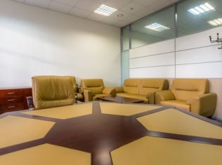 Аренда офиса 270 м2 в бизнес-центре, метро Владимирская
